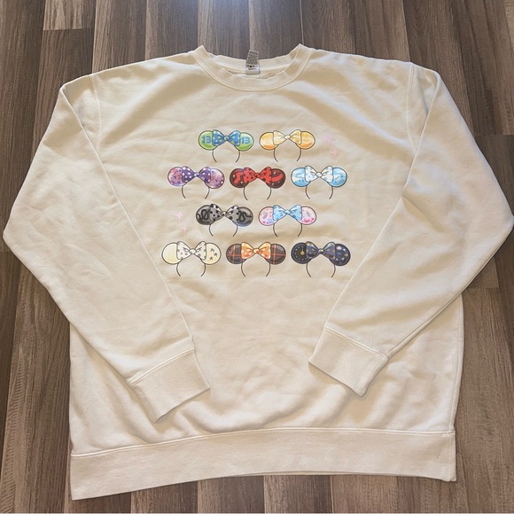 Pixie Lee & Co Taylor Swift Eras Wars Sweatshirt - Picture 1 of 4